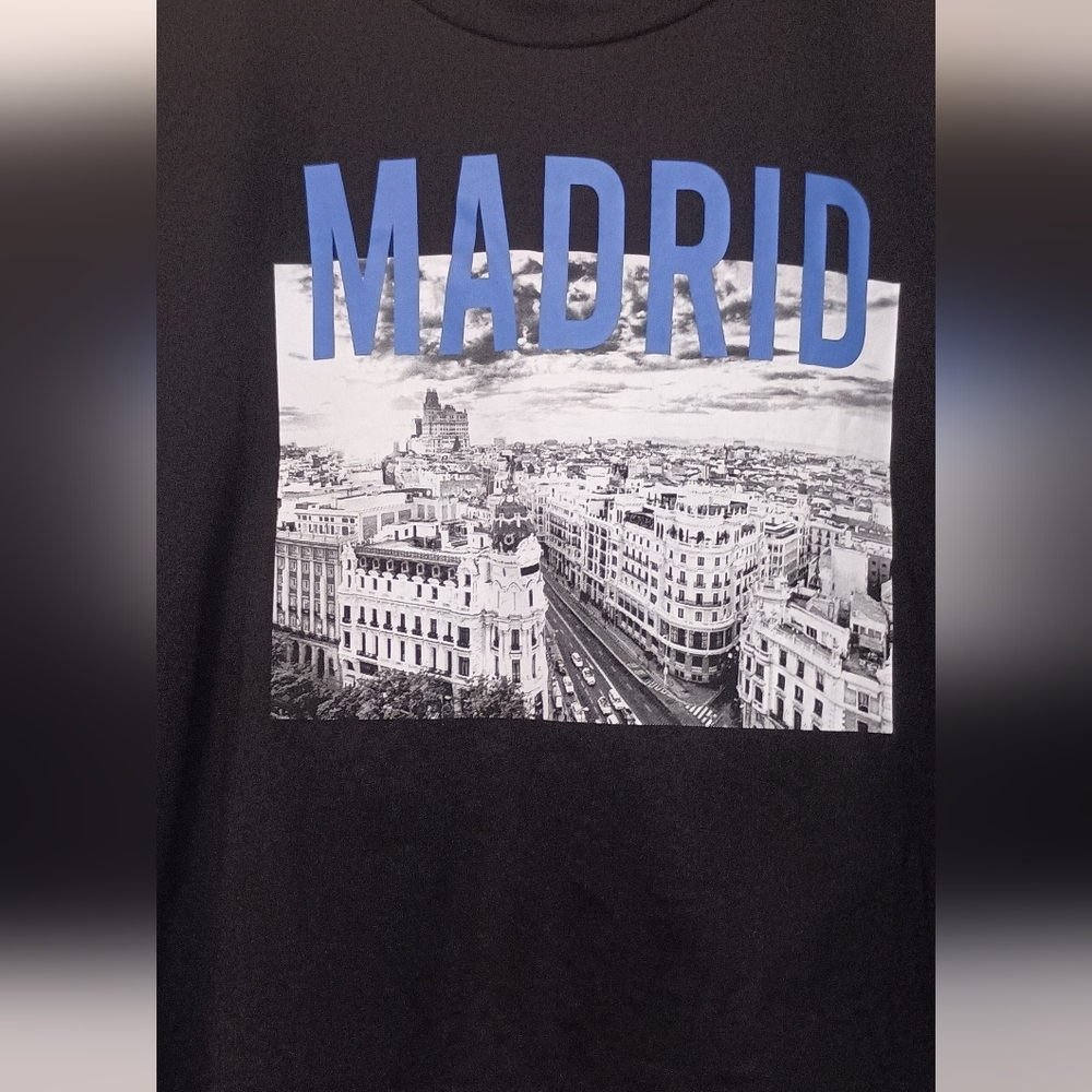 Organic Collective Mardrid Cropped Style Embroidered Top L - Picture 6 of 7